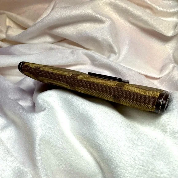 Givenchy VNTG Monogram Wallet CD 1013 - Picture 9 of 12